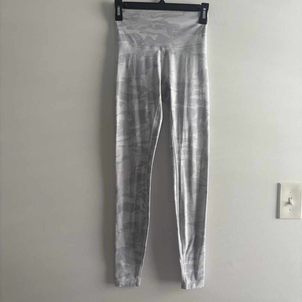Lululemon Women's High Rise Compression Leggings Camo White Size 4